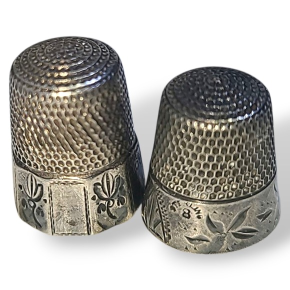 2 Vintage Simon Brothers Sterling Silver Thimbles Size 8 & 10 - Picture 2 of 7